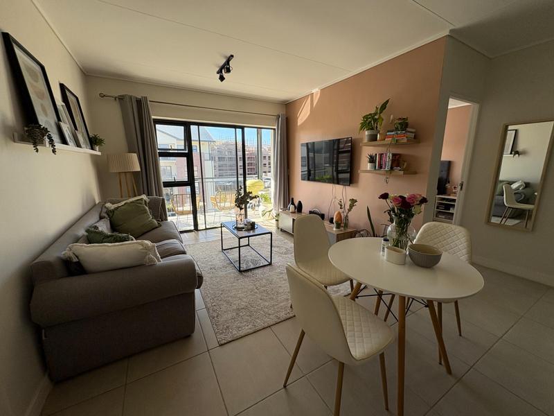 To Let 1 Bedroom Property for Rent in Richwood Western Cape